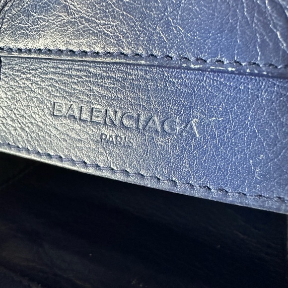 Balenciaga Mini Papier A4 Zip Around Tote Navy with Mirror - Picture 14 of 16